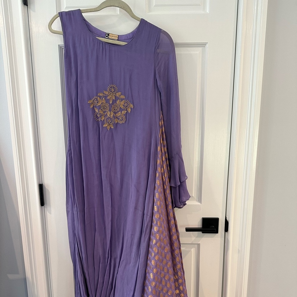 India outfit in small size